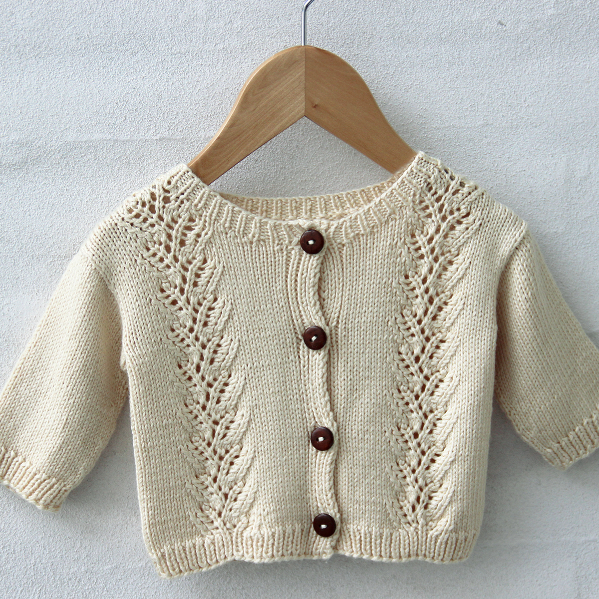Cardigan lace