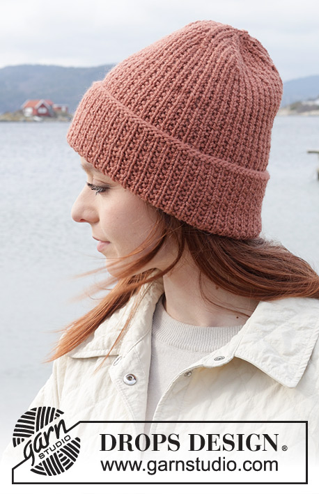 Brick Lane Hat by DROPS Design