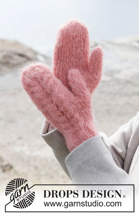 Coral Whisper Mittens