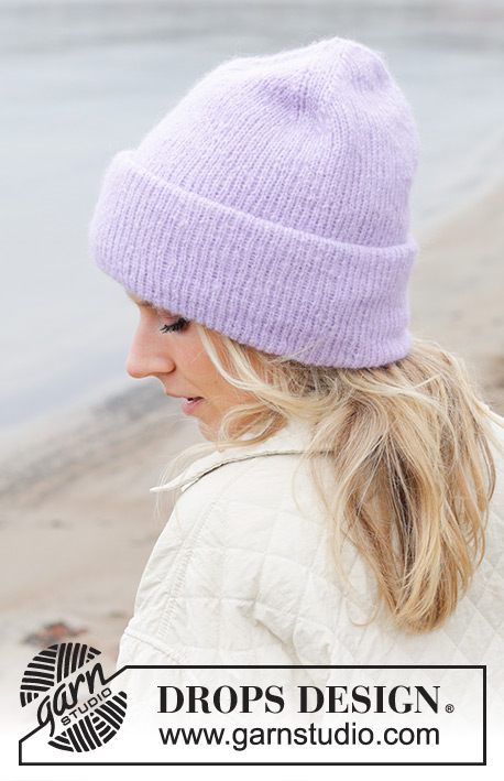 Edge of Twilight Hat by DROPS Design