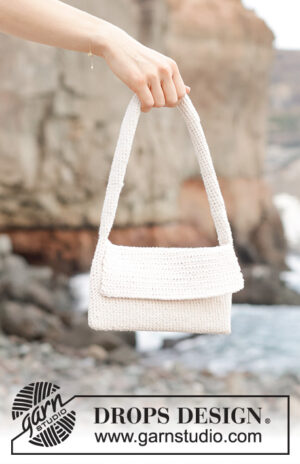 Spring letter bag